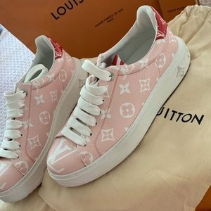 Louis Vuitton Time out Sneakers